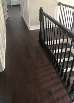 Round-Hill-Virginia-floor-replacement-on-stairs-hallway
